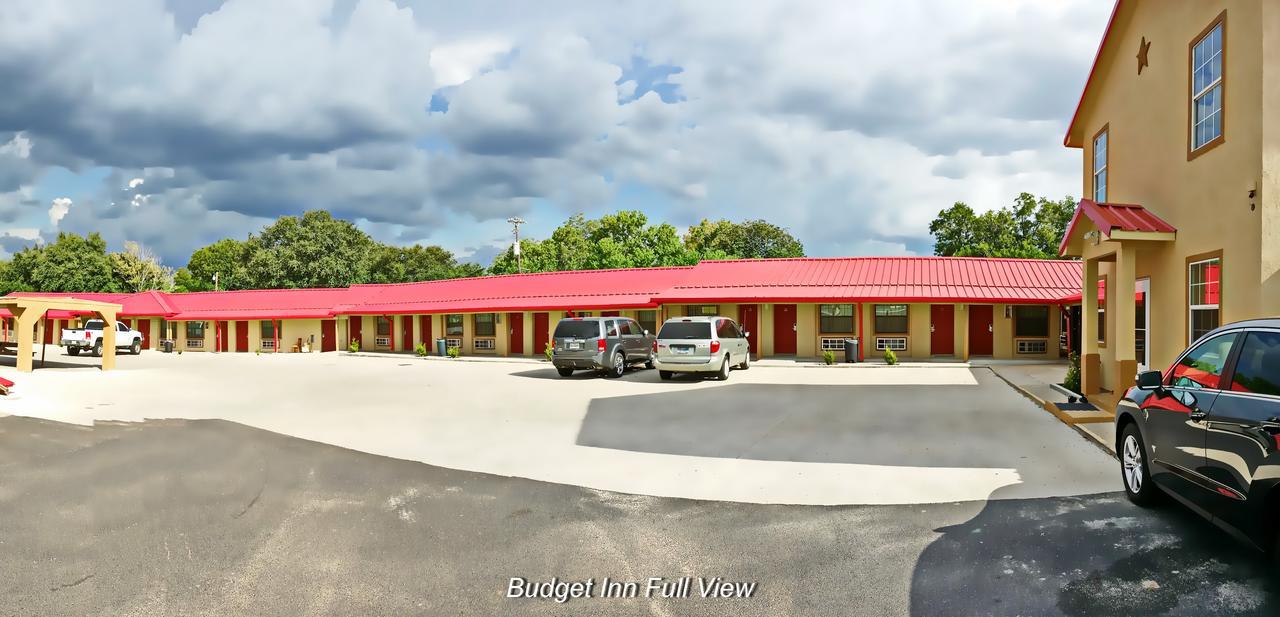 Budget Inn Hallettsville Buitenkant foto